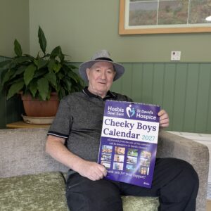 Calendr Bechgyn Digywilydd